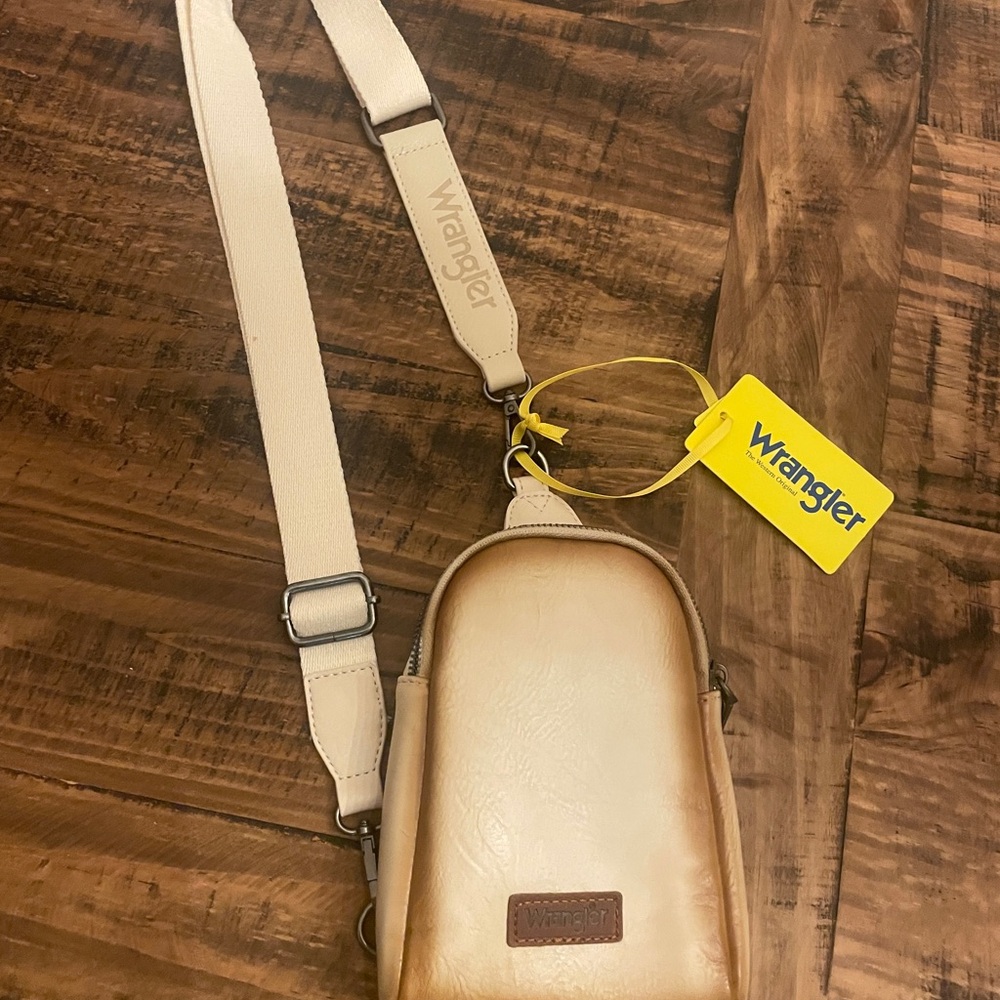 Wrangler Cream Crossbody Bag